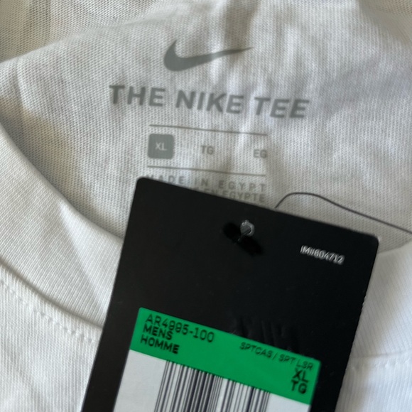 NWT Men’s Camo Nike T-Shirt Size XL - Picture 2 of 2